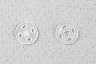 Кнопки пришивные пластиковые 10 мм, блистер 24шт, цв.-прозрачные - купить в Ессентуках. Цена: 48.41 руб.